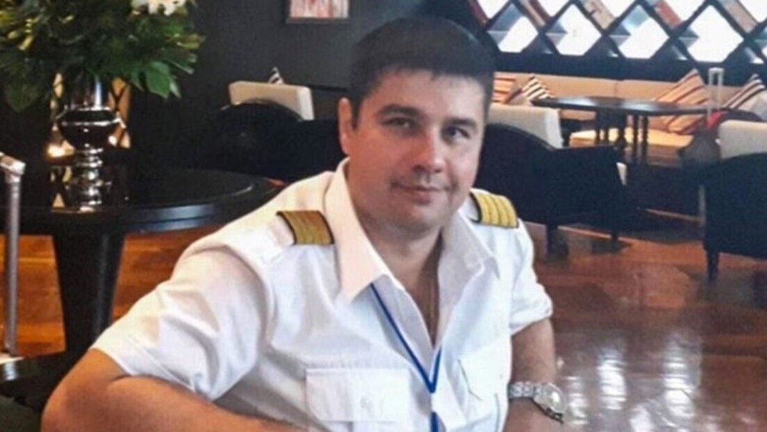 Pilotos do avião russo abatido por Kiev conseguiram desviá-lo de uma área residencial