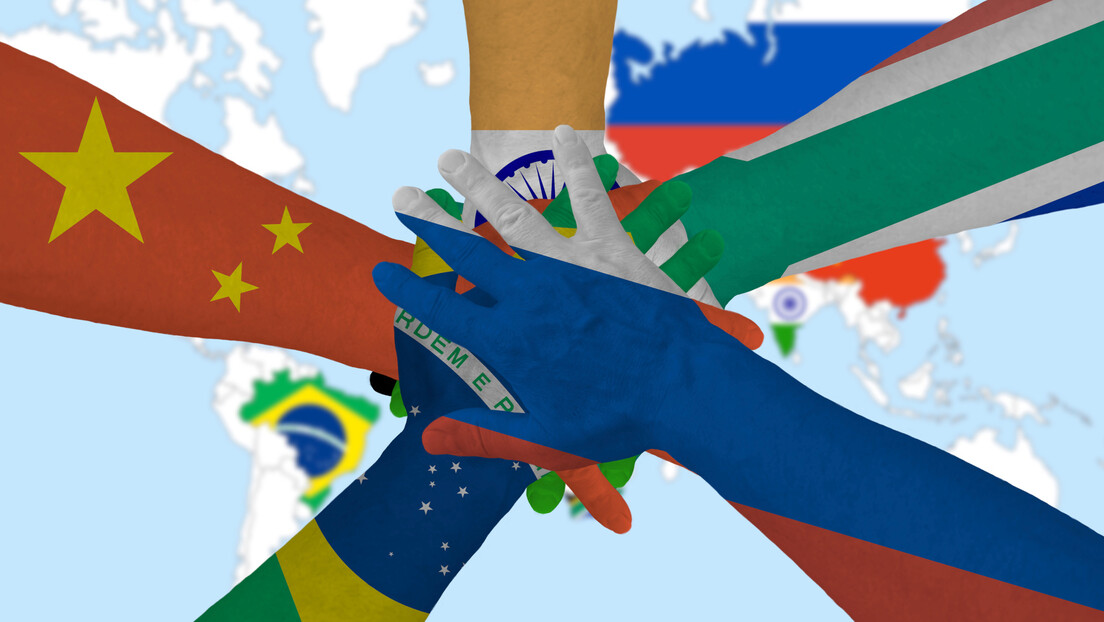 Chefe do Banco Central russo: BRICS supera o G7 em participação na economia mundial em 2023