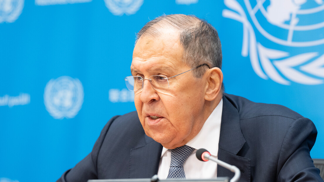 "É uma punição coletiva": Lavrov sobre os cortes de financiamento da UNRWA