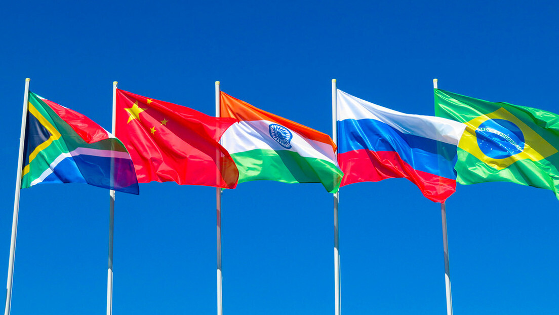 Lavrov: "Vemos o BRICS como o bastião, o protótipo de um mundo multipolar"