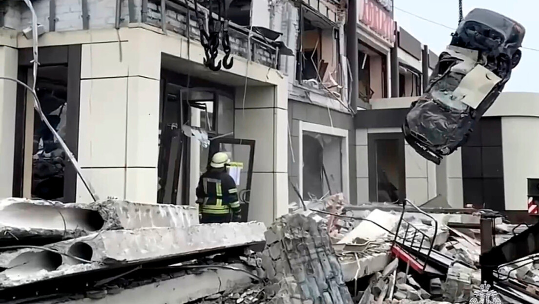 Ataque ucraniano deixa pelo menos 28 mortos e vários feridos em padaria em Donbass