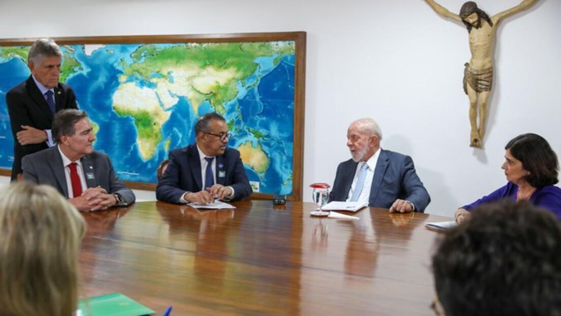 Lula se reúne com o diretor-geral da OMS