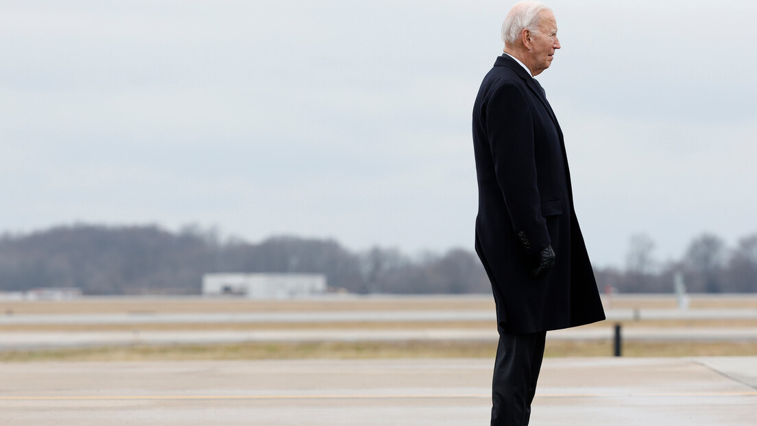 "Pânico democrata": reeleição de Biden em risco devido a relatório de saúde mental