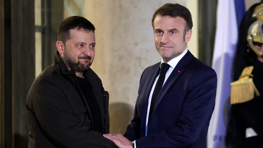 Ucrânia e França assinam acordo de segurança