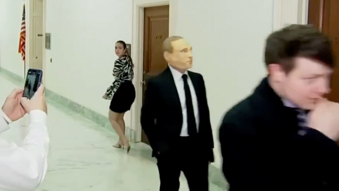 VÍDEO: "Putin" chega à Câmara de Representantes dos EUA