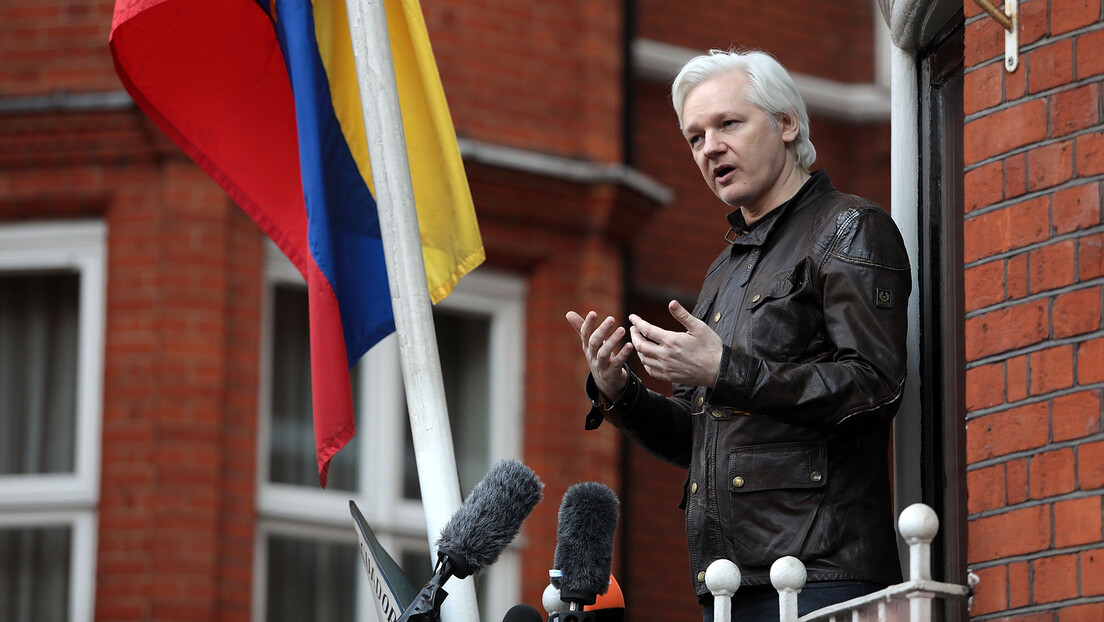 Moscou: Justiça britânica levou 13 anos para decidir adiar ainda mais o caso de Assange