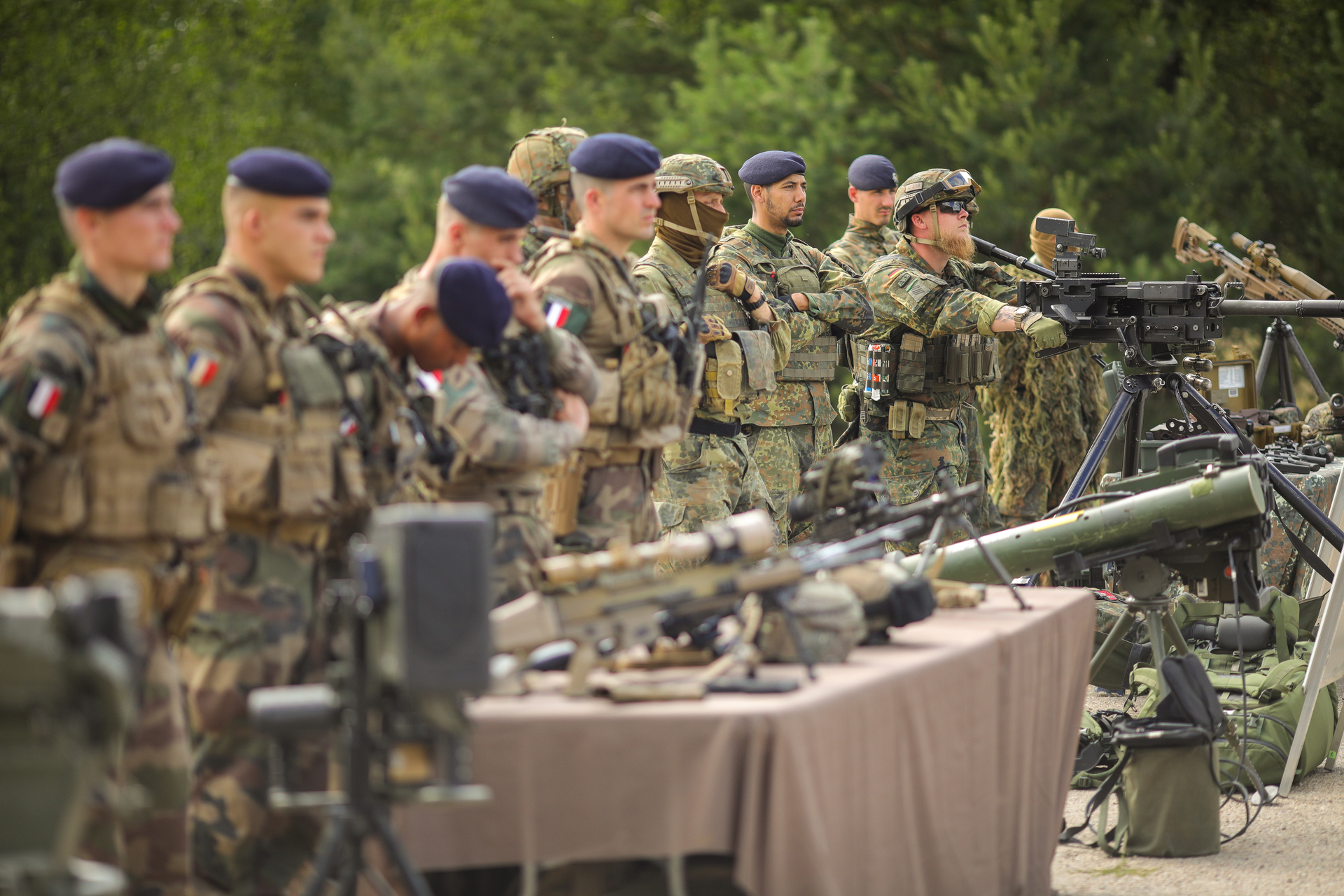 Exército francês está se preparando para "os combates mais difíceis"