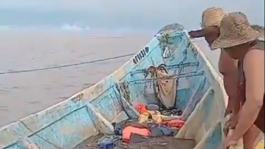 Barco  com vários cadáveres é encontrado na Amazônia brasileira