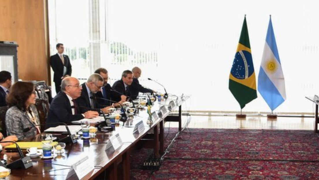 Vieira reúne-se com a chanceler argentina no Brasil para discutir cooperação e desenvolvimento