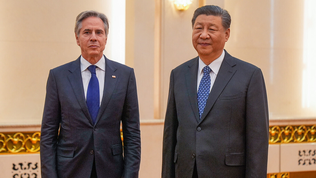 Xi Jinping se reúne com Blinken