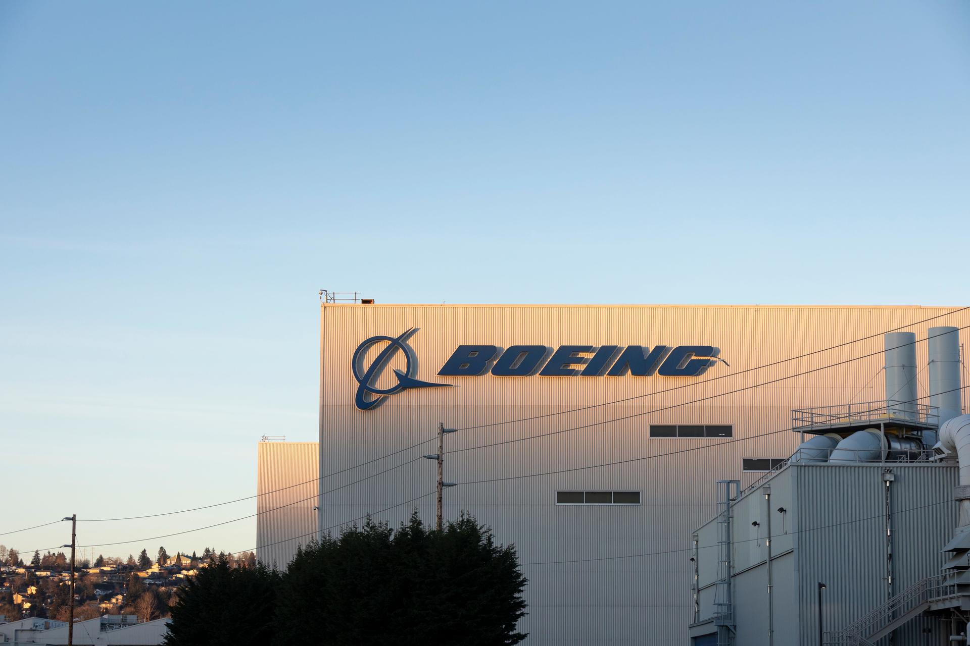 Segundo denunciante de defeitos em aviões da Boeing morre repentinamente