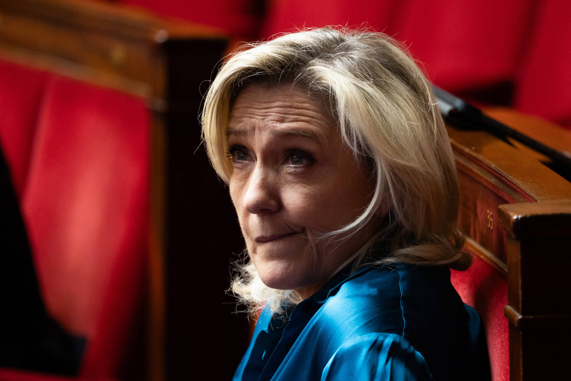 Marine Le Pen: Macron considera enviar tropas para a Ucrânia "por uma questão de ego"