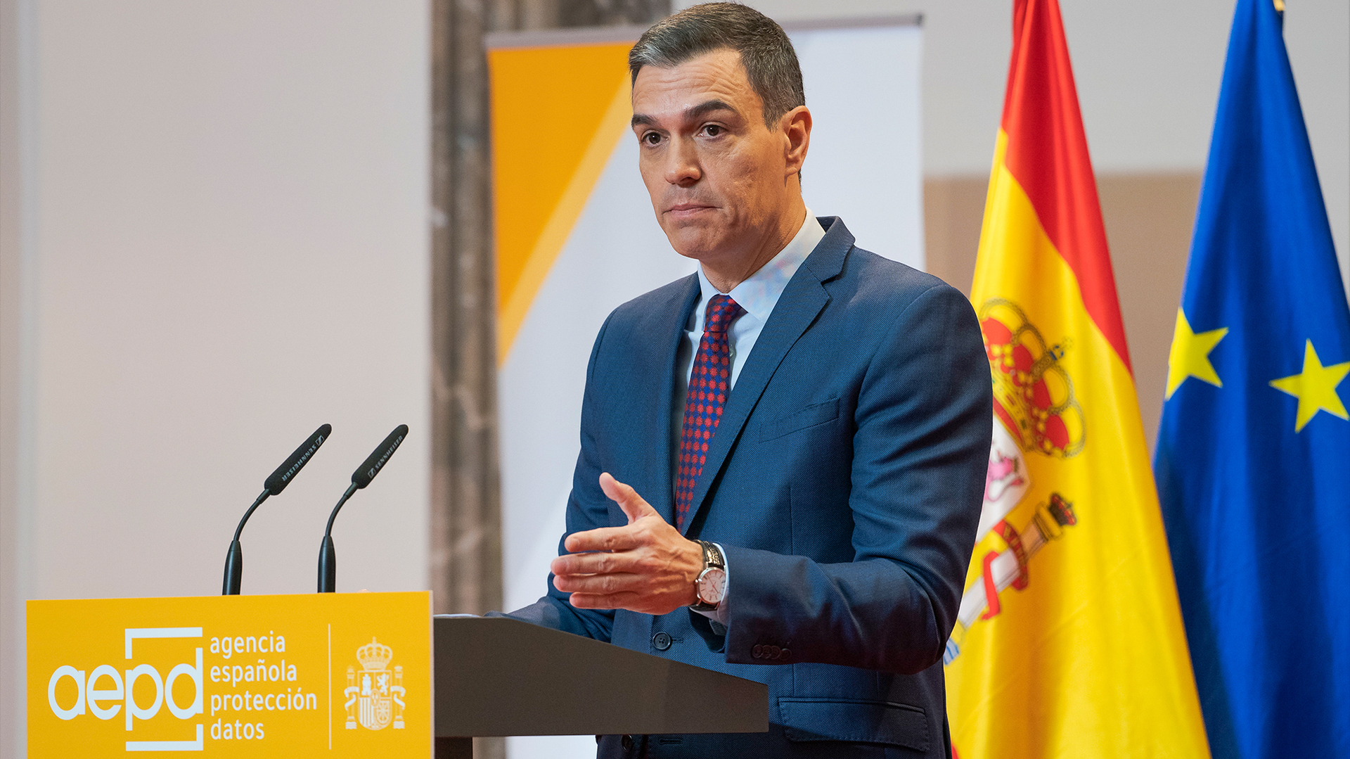 Sánchez sobre Milei: "Quem falou ontem não o fez em nome do grande povo argentino"