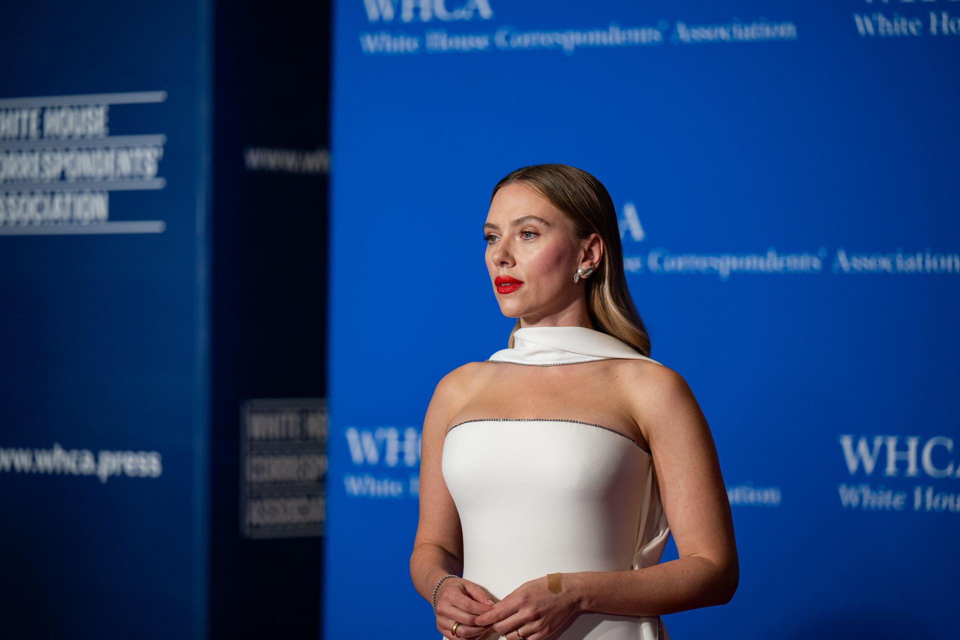 Scarlett Johansson denuncia que OpenAI "roubou" sua voz