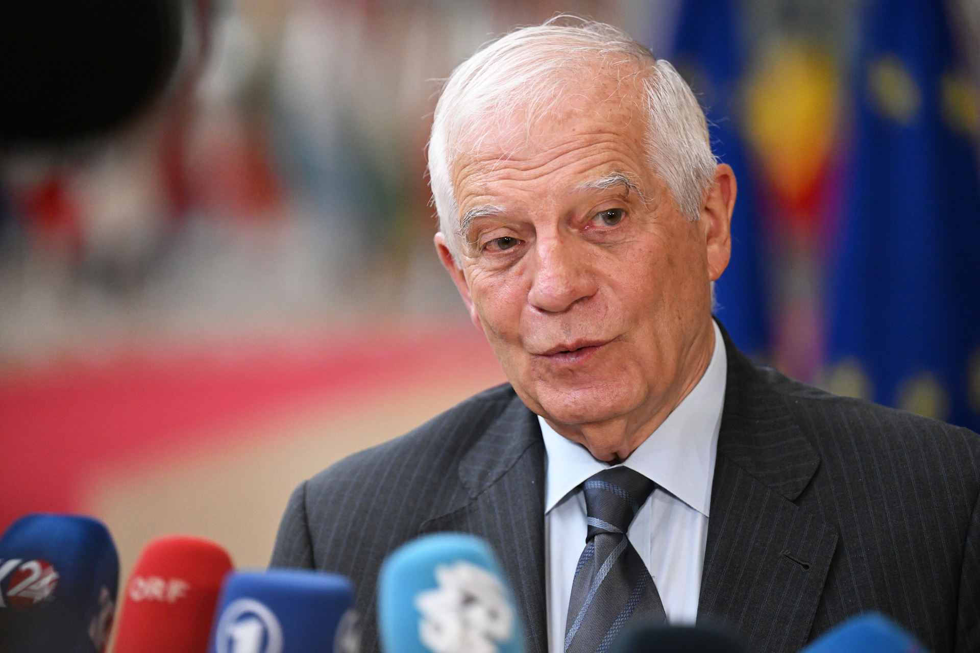 Borrell: A UE deve escolher entre apoiar o estado de direito internacional ou Israel