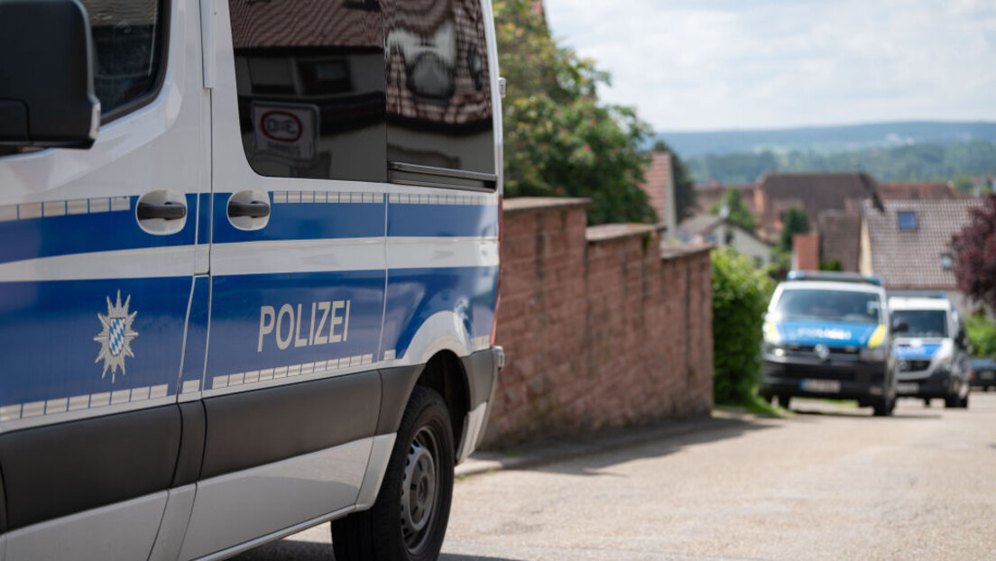 Político opositor da migração é atacado com faca na Alemanha