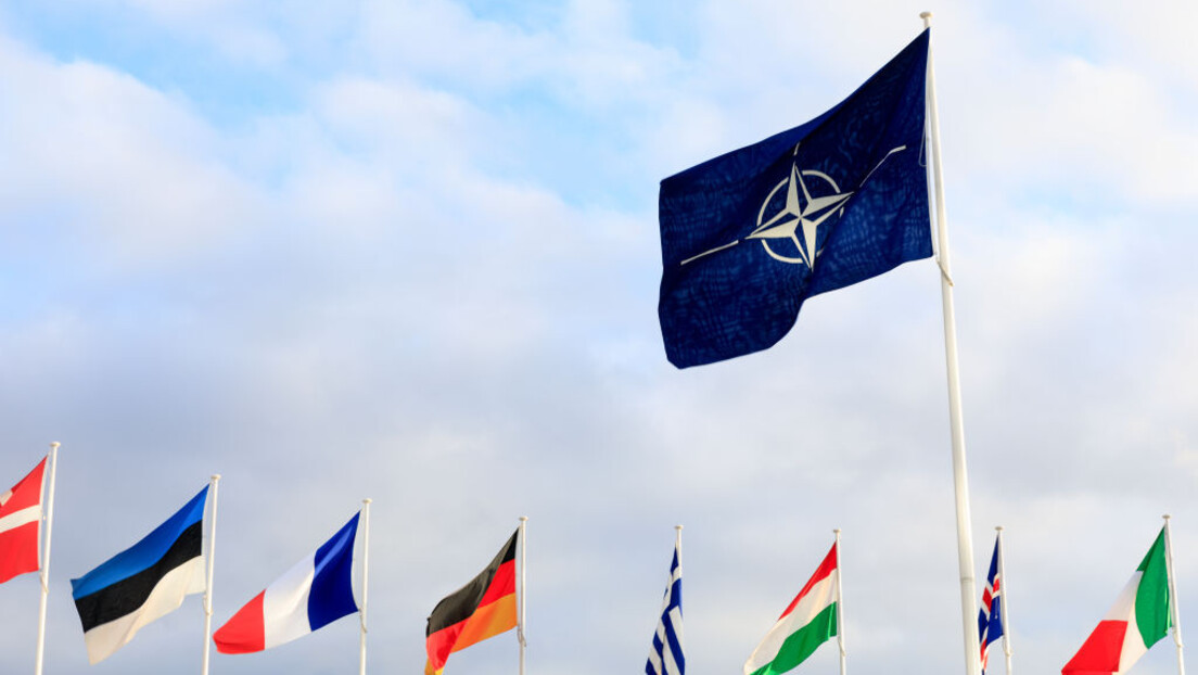 Kremlin: Prontidão das armas nucleares da OTAN é uma "escalada de tensão"