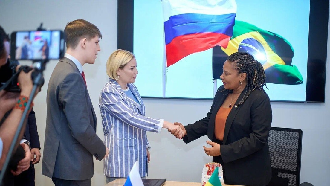 Brasil e Rússia assinam declaração conjunta para fortalecimento da cultura
