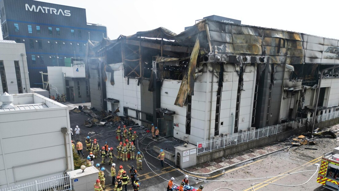 Incêndio intenso em fábrica de baterias na Coreia do Sul deixa pelo menos 22 mortos (VÍDEOS)