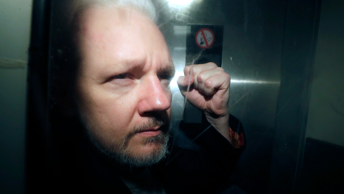 A comunidade internacional saúda a libertação de Julian Assange