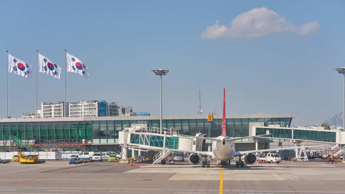 Aeroporto de Seul fechado devido a balões norte-coreanos com lixo