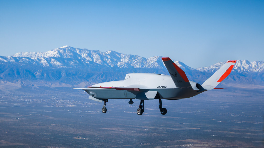 VÍDEO: EUA exibem o primeiro voo de drone de combate
