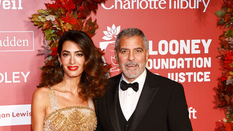 Fundação de George Clooney planeja pedir a prisão de jornalistas russos