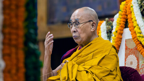 Pequim: o dalai lama deve "refletir fundamentalmente" sobre suas opiniões políticas