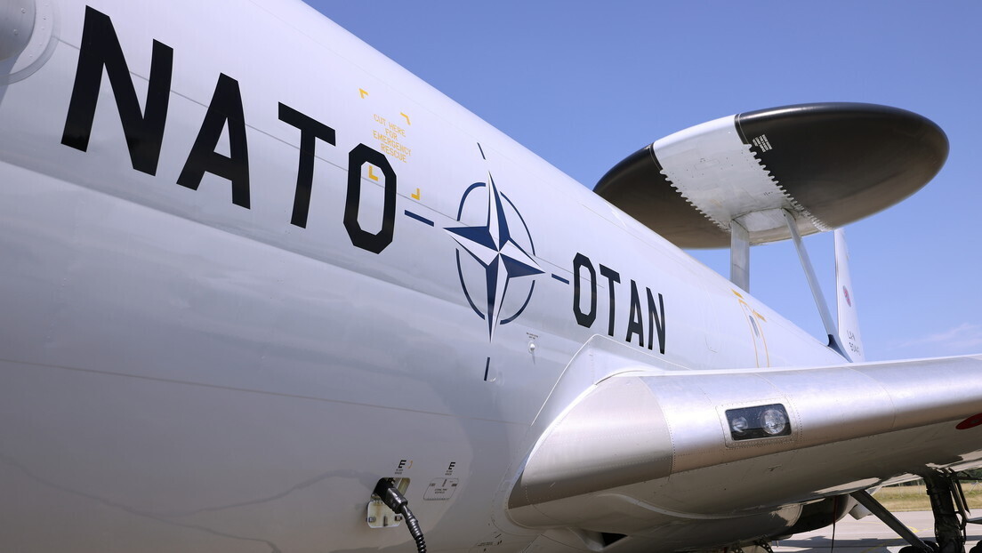 Aviões da OTAN monitoram os céus da Ucrânia e compartilham dados com Kiev