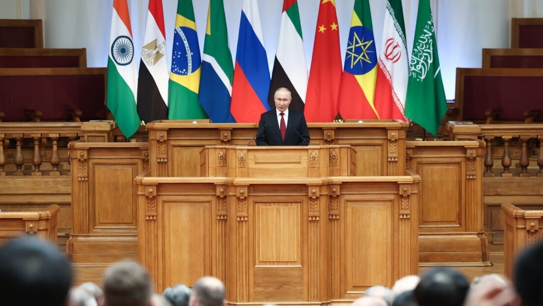 "Fortalecimento do multilateralismo" - Putin destaca respeito aos interesses mútuos como um dos princípios do BRICS