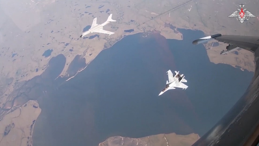 VÍDEO: Rússia e China realizam patrulha aérea conjunta em nova área de operações