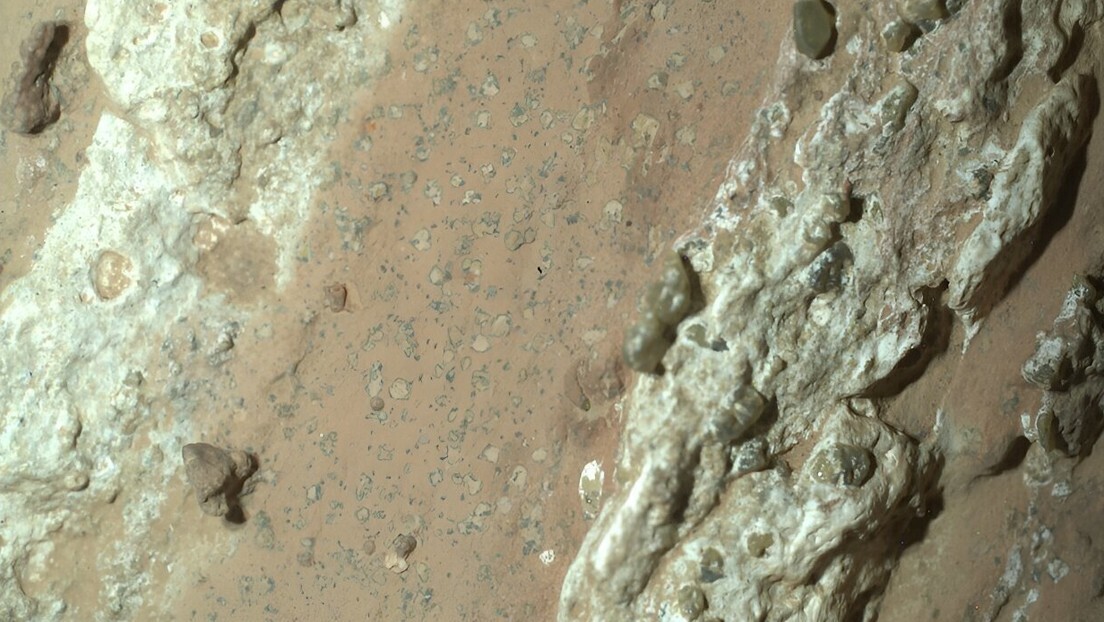 Novas evidências de possível vida em Marte são encontradas