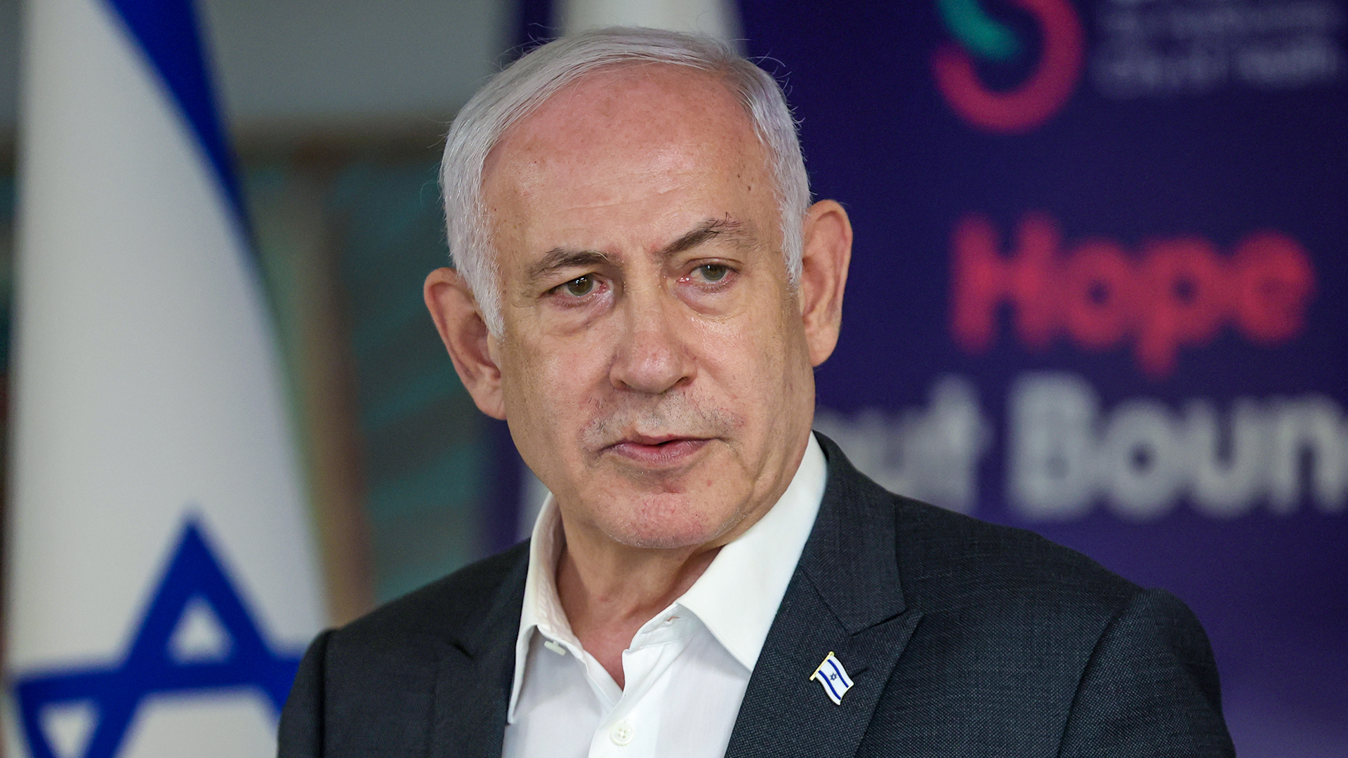 "Eles sofrem, mas não morrem": Netanyahu causa indignação com comentários sobre reféns