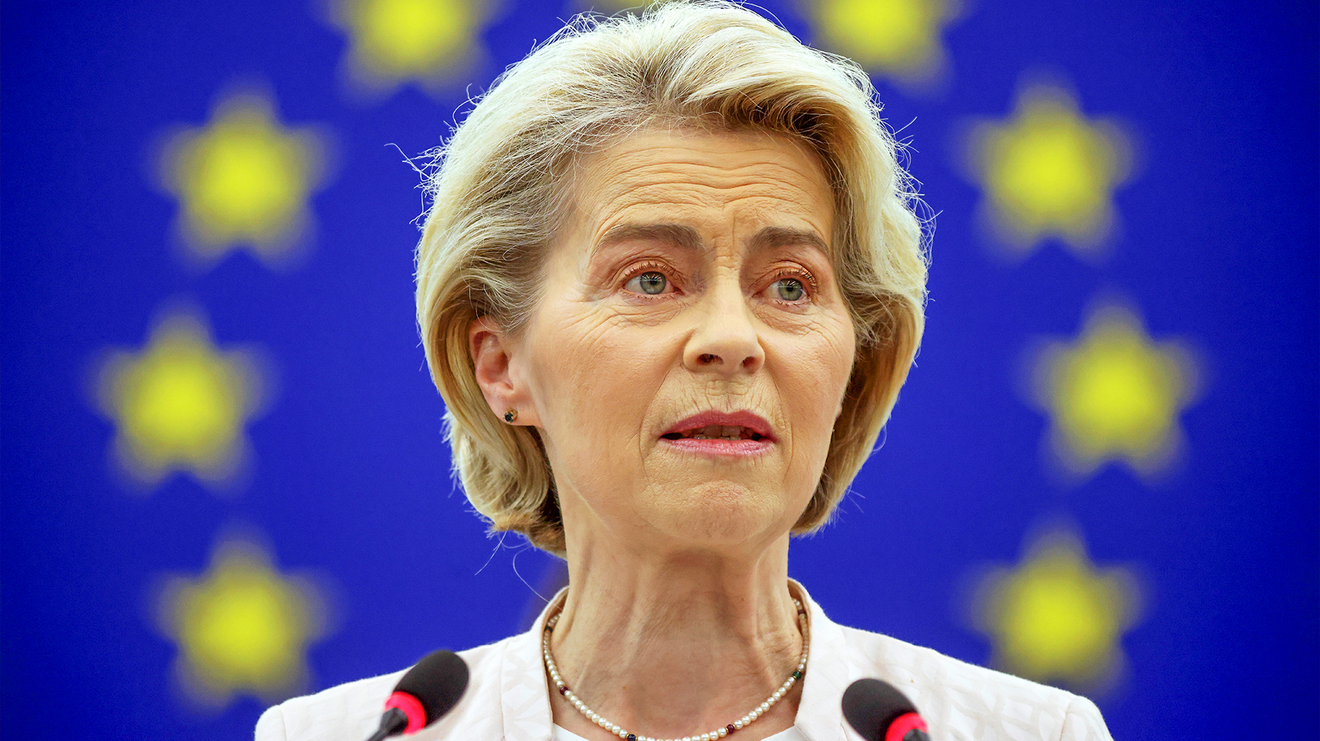Parlamento Europeu valida Ursula von der Leyen para um segundo mandato como chefe da Comissão Europeia