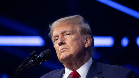 Trump teria ameaçado matar líder do Talibã mostrando a ele uma foto de satélite de sua casa, segundo relato