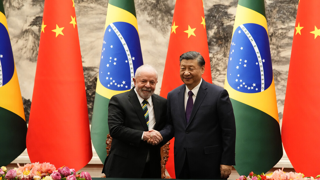 Xi Jinping parabeniza Lula pelo 50º aniversário das relações entre a China e o Brasil