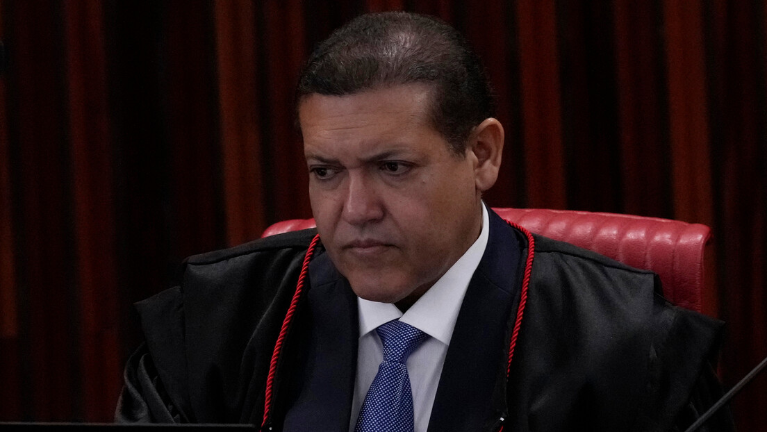 Nunes Marques será relator de ação no STF que pede o fim imediato da suspensão do X no Brasil