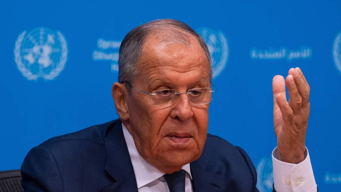 Lavrov avisa aos EUA para que não brinquem com as "linhas vermelhas" da Rússia