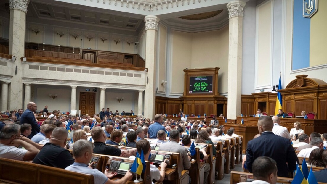 Parlamento ucraniano aprova a renúncia de chanceler