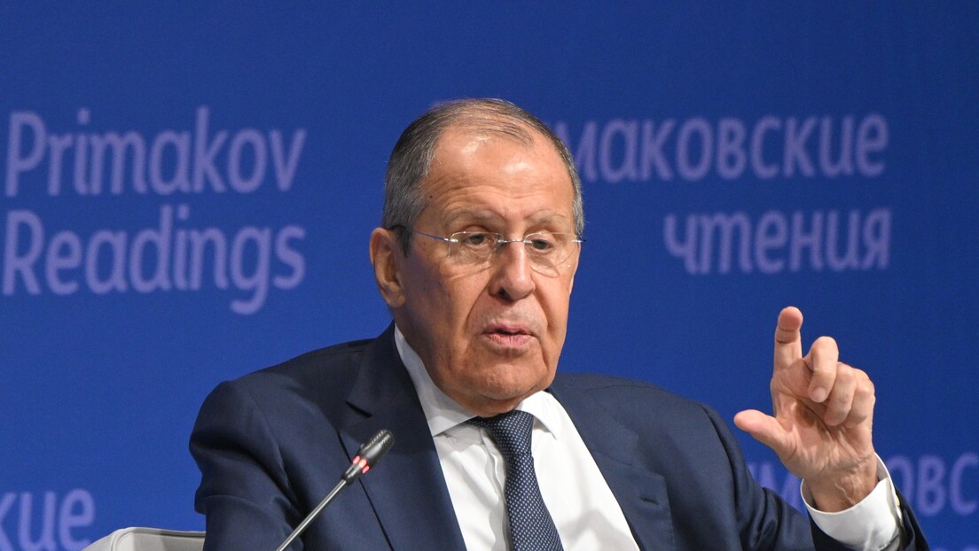 Lavrov explica "a única linguagem" que Ocidente entende