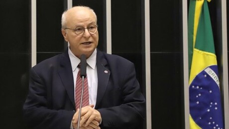 Governo brasileiro demite assessor do ex-ministro Silvio Almeida