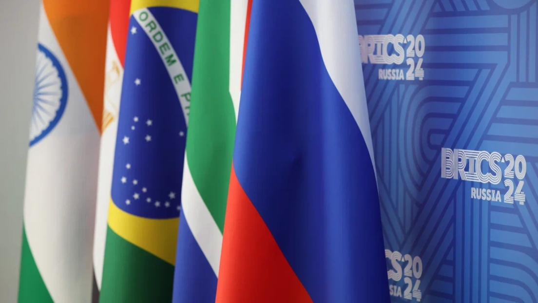 Ocidente busca dividir o BRICS, mas grupo mantém o consenso, diz embaixador da Rússia no Brasil