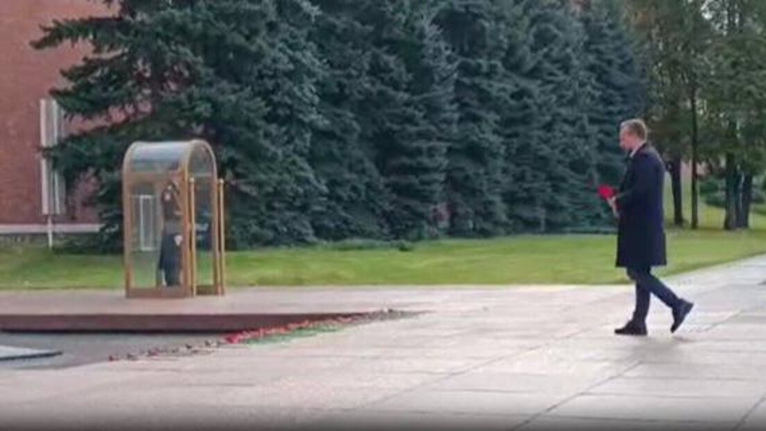 VÍDEO: Deputado da UE visita Moscou e pede desculpas pela "russofobia ocidental"