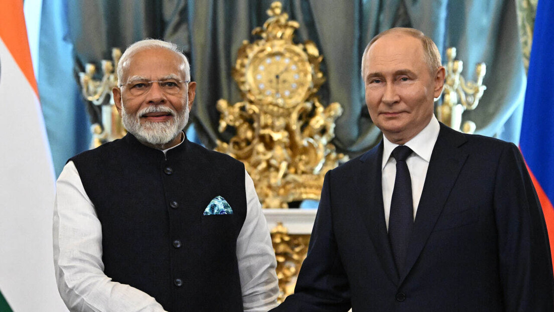 Putin e Modi reforçam aliança estratégica em Cúpula do BRICS