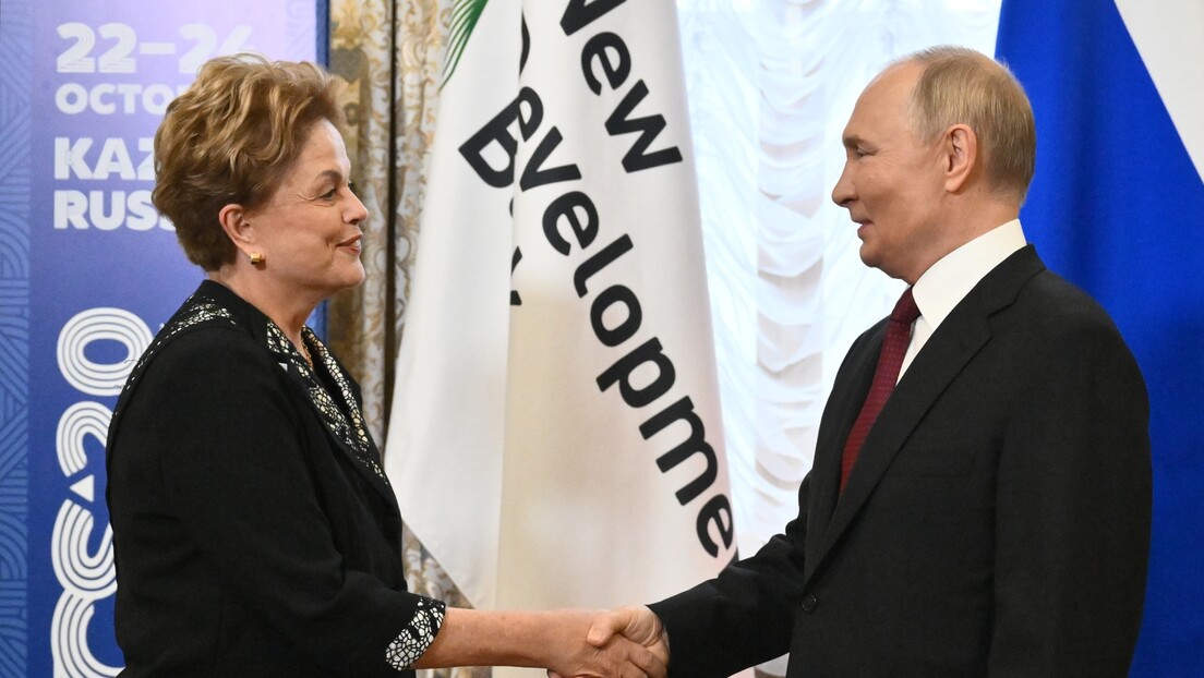 Putin e Dilma discutem fortalecimento do Banco do BRICS na cúpula em Kazan