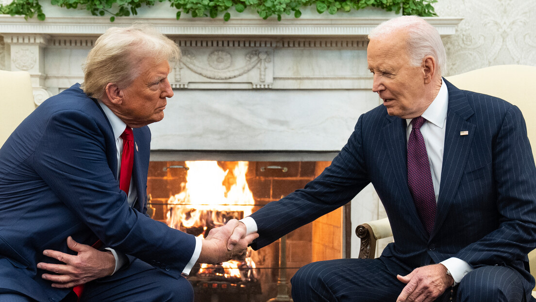 "Bem-vindo de volta": Trump e Biden se reúnem na Casa Branca