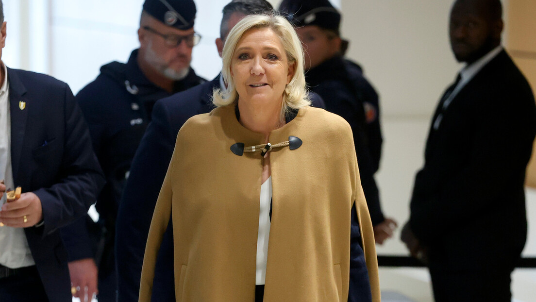 Procuradoria francesa pede prisão de Marine Le Pen, em alegado caso de fraude