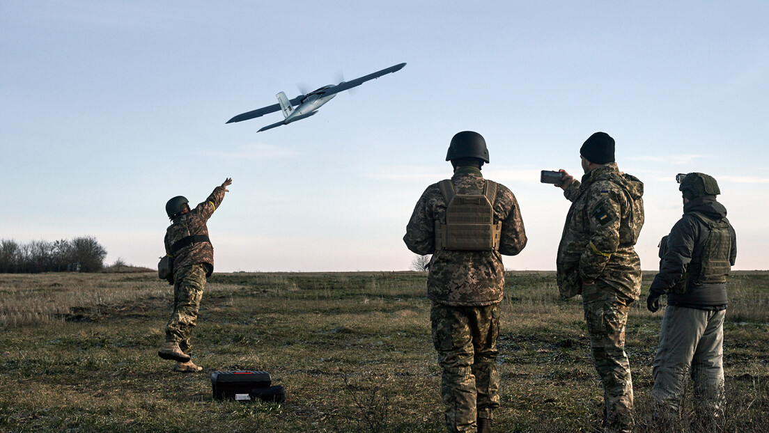 Rússia abate drones ucranianos sobre a Crimeia