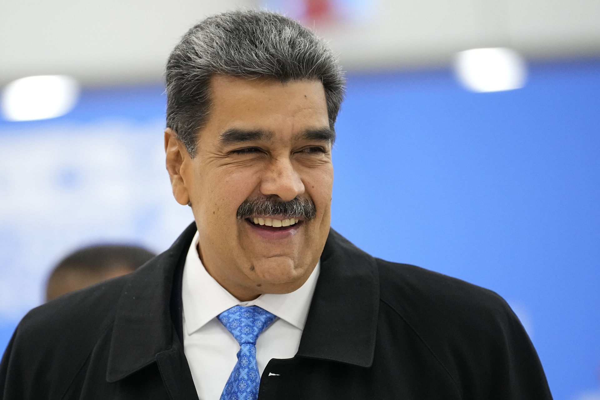 Permitir que a Ucrânia ataque a Rússia com mísseis ATACMS pode desencadear a Terceira Guerra - Maduro