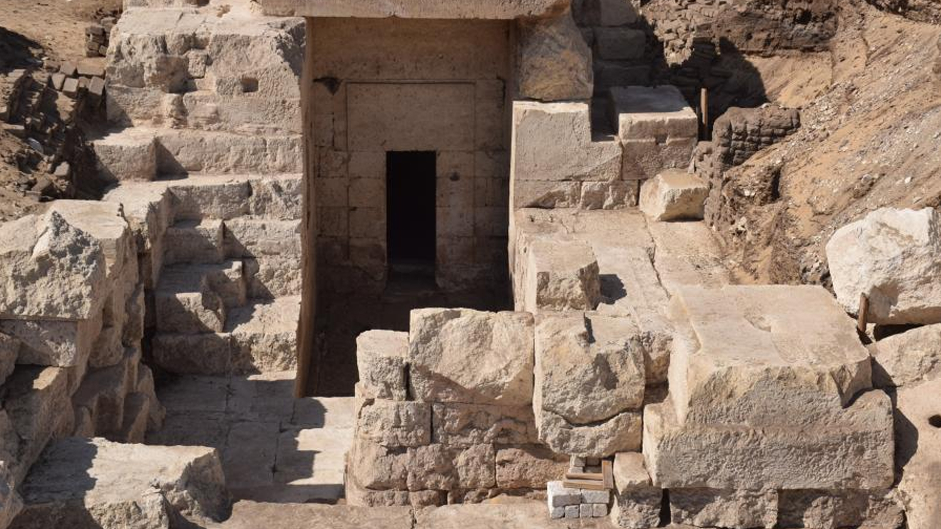 Templo de 2.000 anos descoberto no Egito